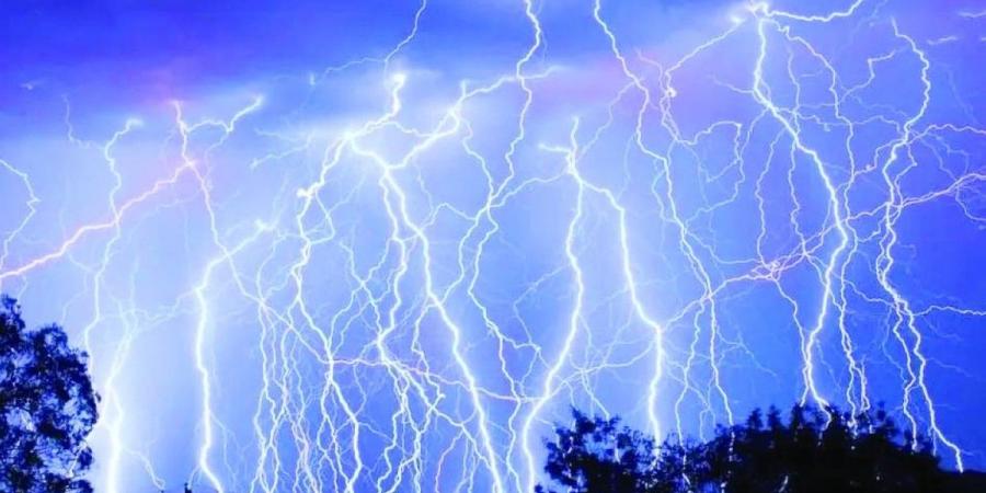 مسيّرات تعترض البرق وتمنع الصواعق - تليجراف الخليج