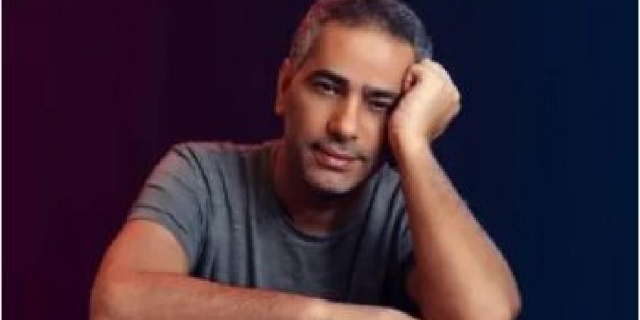 فضل شاكر يحذر: حسابات وهمية تنتحل اسمي وتروج للحفلات - تليجراف الخليج