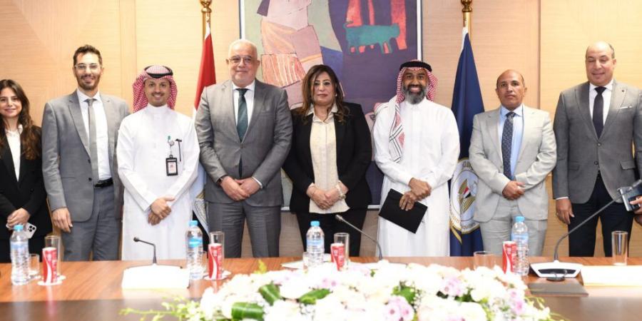06:14 تعاون مصري سعودي لتعزيز التحول الرقمي في خدمات الحج والعمرة - تليجراف الخليج