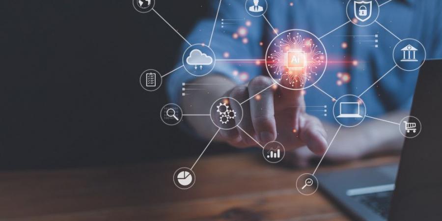 وزير الإدارة المحلية يؤكد ضرورة التحول الرقمي في البلديات - تليجراف الخليج