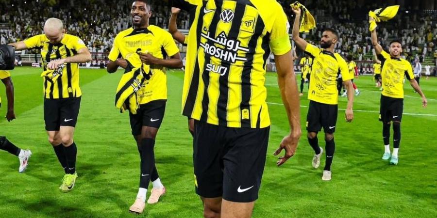 فابينهو يغيب عن الشباب ويظهر في التتويج بالدوري - تليجراف الخليج