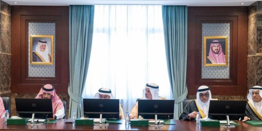 محافظ الأحساء يرأس اجتماع المجلس المحلي لمتابعة أولويات التنمية بالمحافظة - تليجراف الخليج