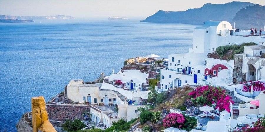 السلطات اليونانية تحذر من تسونامي بعد زلزال بقوة 6 درجات - تليجراف الخليج