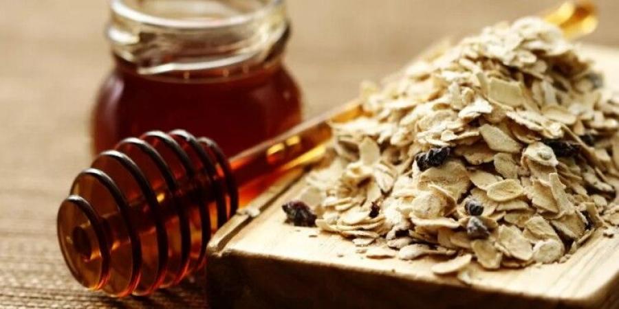 ماسك العسل والشوفان للوجه والجسم ضروري لبشرة نظيفة - تليجراف الخليج