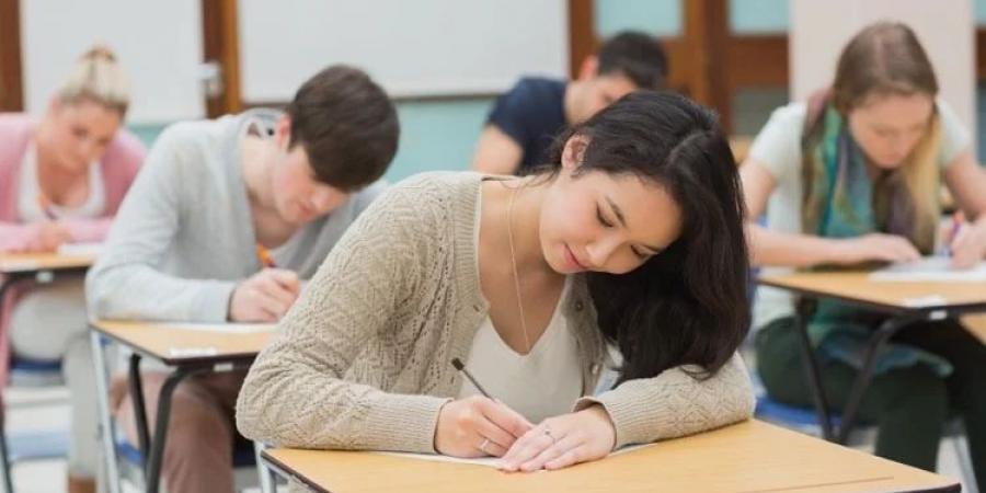 أخصائية تغذية تقدم وصفة ذهبية لتعزيز التركيز والطاقة خلال الامتحانات - تليجراف الخليج