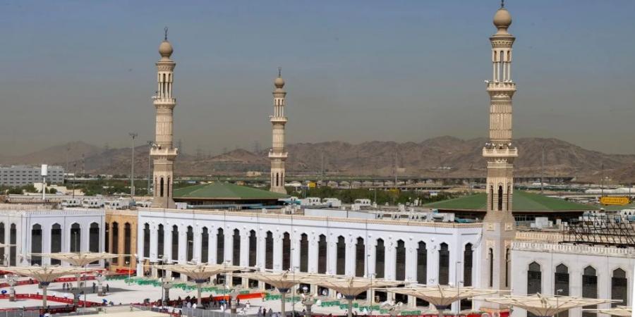 مسجد نمرة يستعيد مشهد الوداع ويحتضن جموع الحجيج في عرفات - تليجراف الخليج