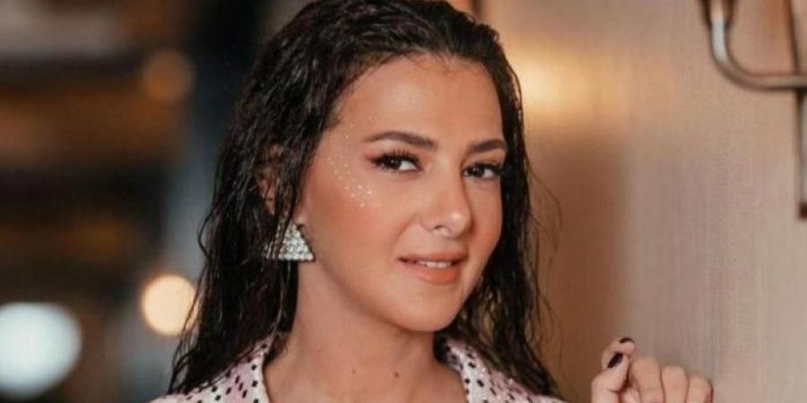 دنيا سمير غانم تطرح أغنية "الانبساط والدلع" من مسرحية "مكسّرة الدنيا" - تليجراف الخليج