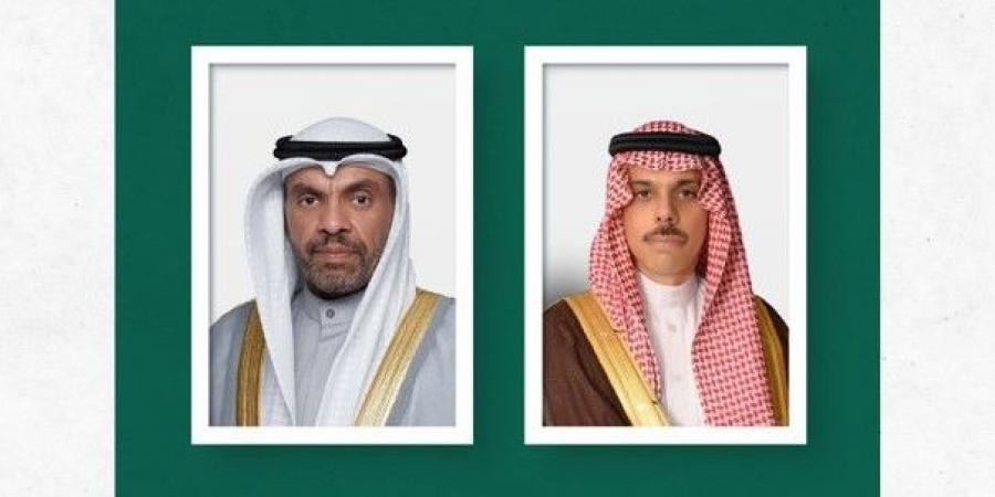 08:01 سمو وزير الخارجية ووزير الخارجية الكويتي يبحثان هاتفيًا الهجوم الإسرائيلي على إيران وتداعياته الإقليمية - تليجراف الخليج