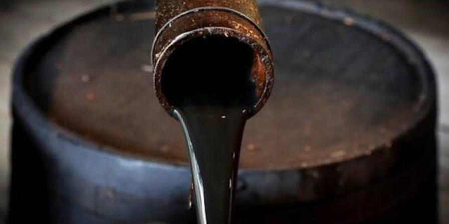 النفط يقلص مكاسبه لنحو 6% مع تقييم الأسواق التطورات العسكرية - تليجراف الخليج