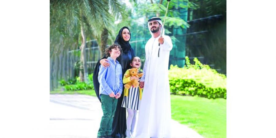 أزواج ينعشون علاقتهم بشريك الحياة بكلمات حب وامتنان.. وزوجات يفخرن بالرجل «السند» - تليجراف الخليج