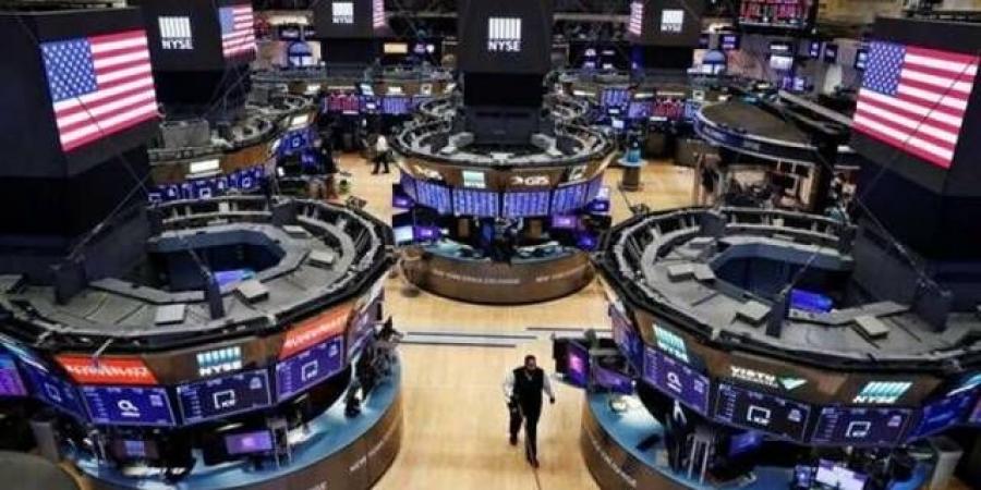 تراجع الأسهم الأمريكية 1% في نهاية تعاملات الجمعة - تليجراف الخليج