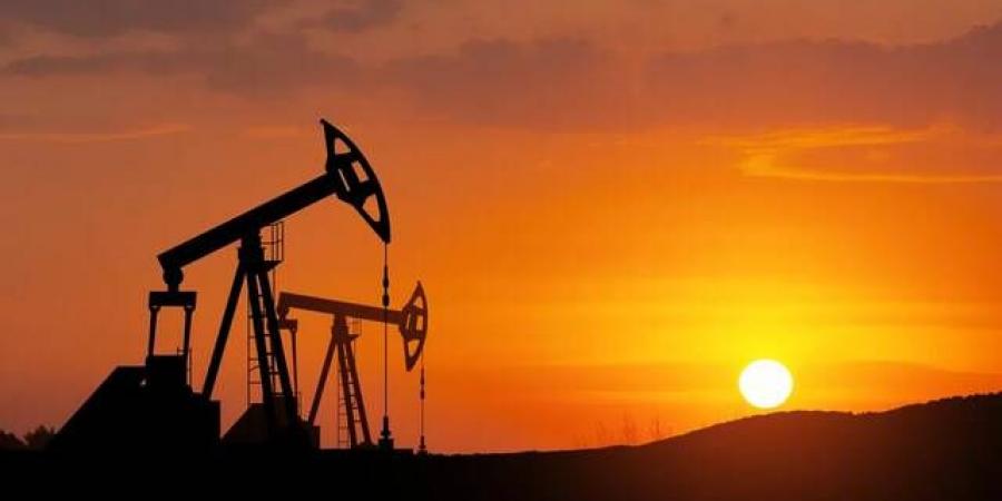 تراجع النفط وسط توقعات بزيادة معروض أوبك+ - تليجراف الخليج