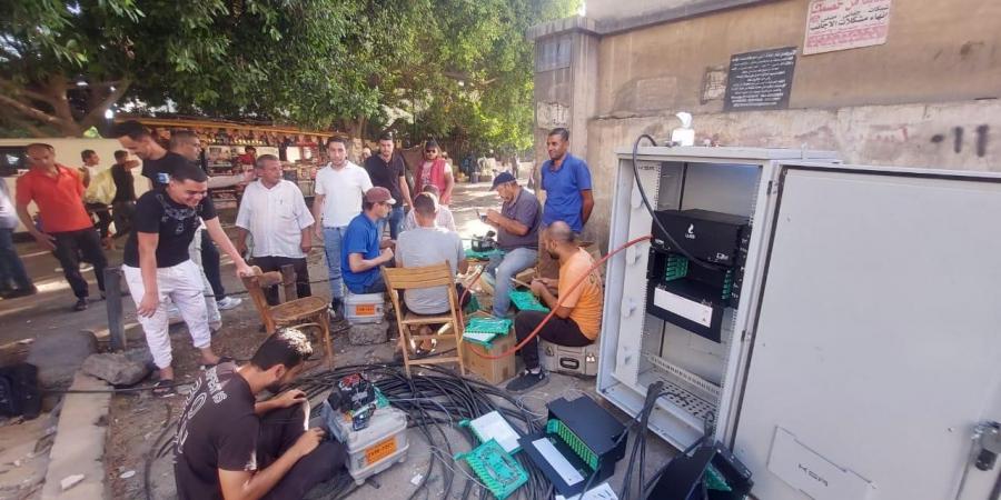 محافظ القاهرة: المصرية للاتصالات تقوم بتركيب ٤ كبائن جديدة وربطها بالسنترالات المجاورة - تليجراف الخليج