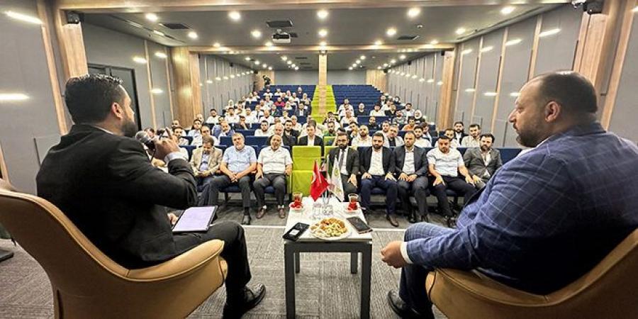 معاون وزير الإدارة المحلية يبحث مع الجالية السورية في تركيا الاستفادة من خبرات المغتربين- فيديو - تليجراف الخليج