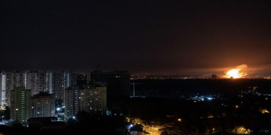 زيلينسكي يدعو إلى فرض عقوبات على روسيا "بسرعة أكبر" - تليجراف الخليج