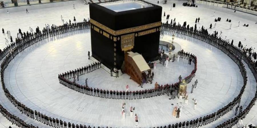 بدء مراسم غسل الكعبة المشرفة - تليجراف الخليج