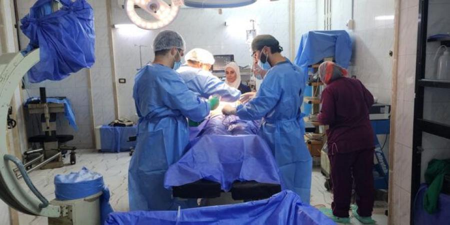 فريق “سامز” يجري أكثر من 60 عملاً جراحياً في مشفى دير الزور الوطني - تليجراف الخليج