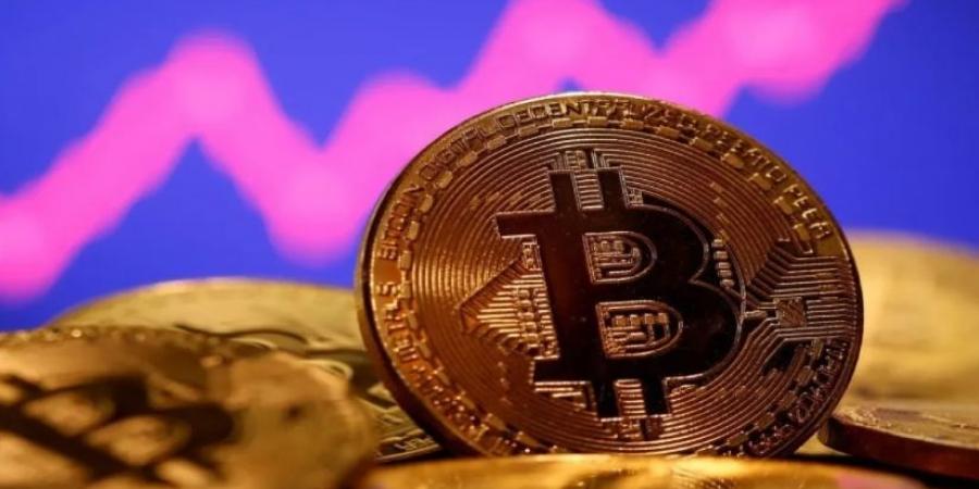 عملة بتكوين تسجل مستوى قياسيا مرتفعا جديدا مقتربة من 112 ألف دولار - تليجراف الخليج