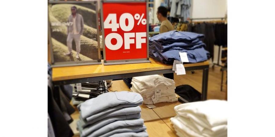مراكز تسوّق تجذب المتعاملين بوسائل مبتكرة لزيادة المبيعات صيفاً - تليجراف الخليج